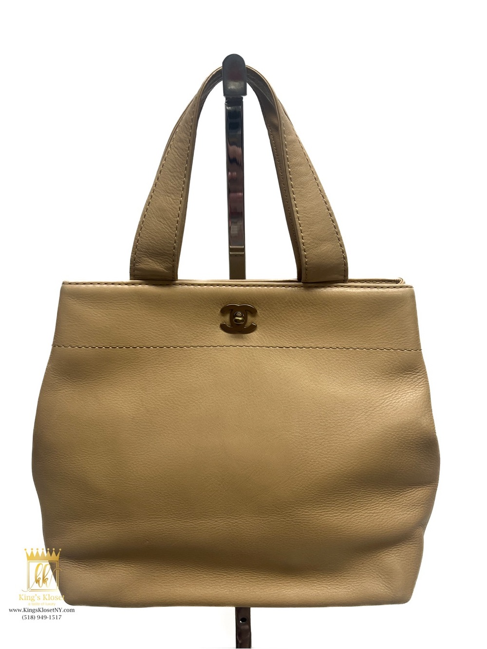 Chanel vintage turn lock hand bag